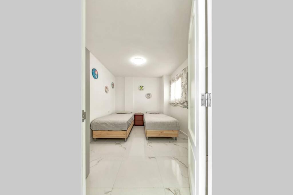 Modern Apartment In Parque Royal I, Playa Fanabe 阿德耶 外观 照片