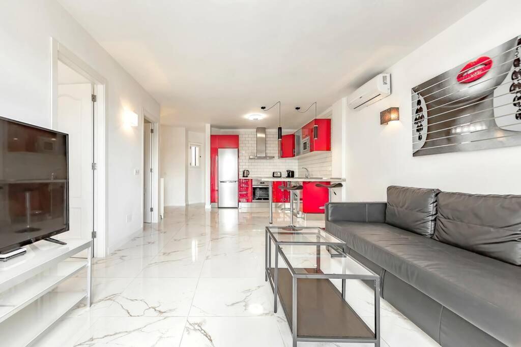 Modern Apartment In Parque Royal I, Playa Fanabe 阿德耶 外观 照片